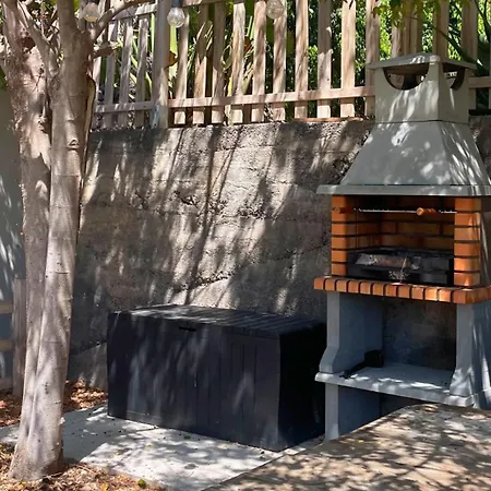 Markethome Plataneras بيت خشبي